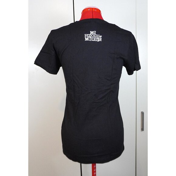 Bundle of My Favorite Murder Tee, Pin & "Stay Sexy & Don't Get Murdered" Book - Picture 5 of 14